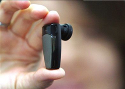 GN推全球首款钛金版蓝牙耳机